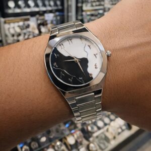 AURA WATCH SILVER